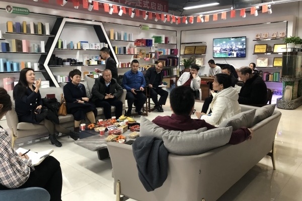 考察學習，賦能交流——明亮照明總經理荊明慧蓄勢賦能進行時